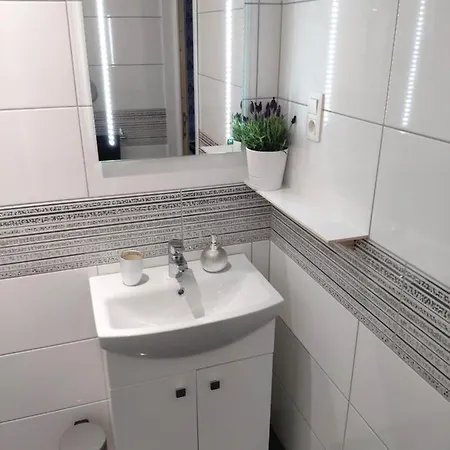 ベッド・アンド・ブレックファスト Eden 3*