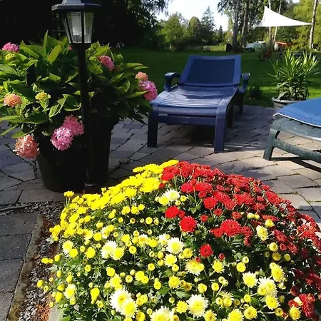 ベッド・アンド・ブレックファスト Eden Basecles