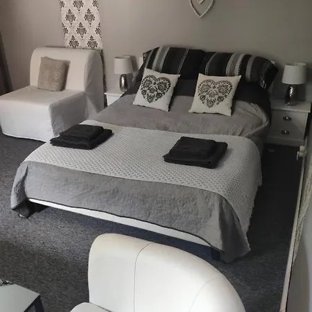 ベッド・アンド・ブレックファスト Eden